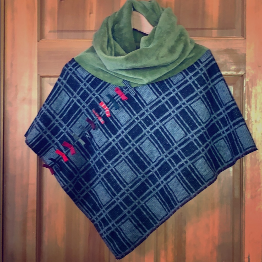 Wool & velvet cape / poncho.